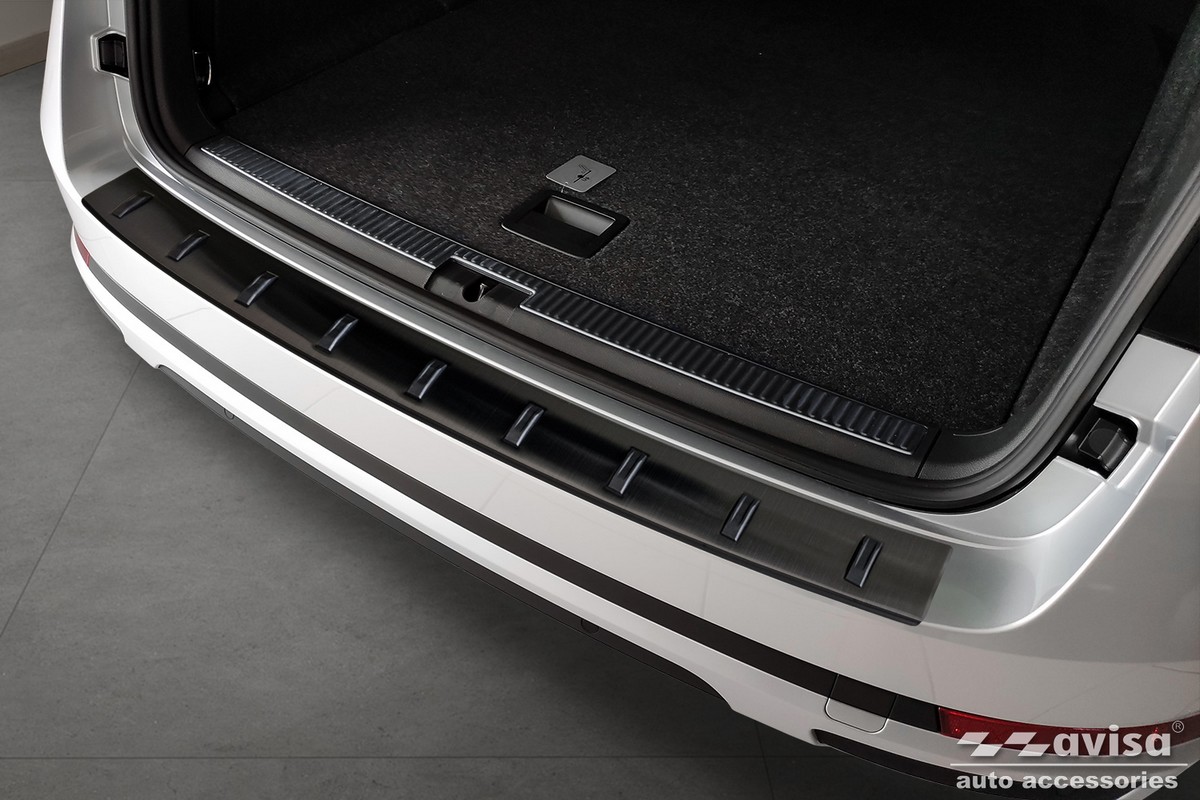 Lišta zadního nárazníku do Škoda Superb III, 2015-2024, Scout, Black