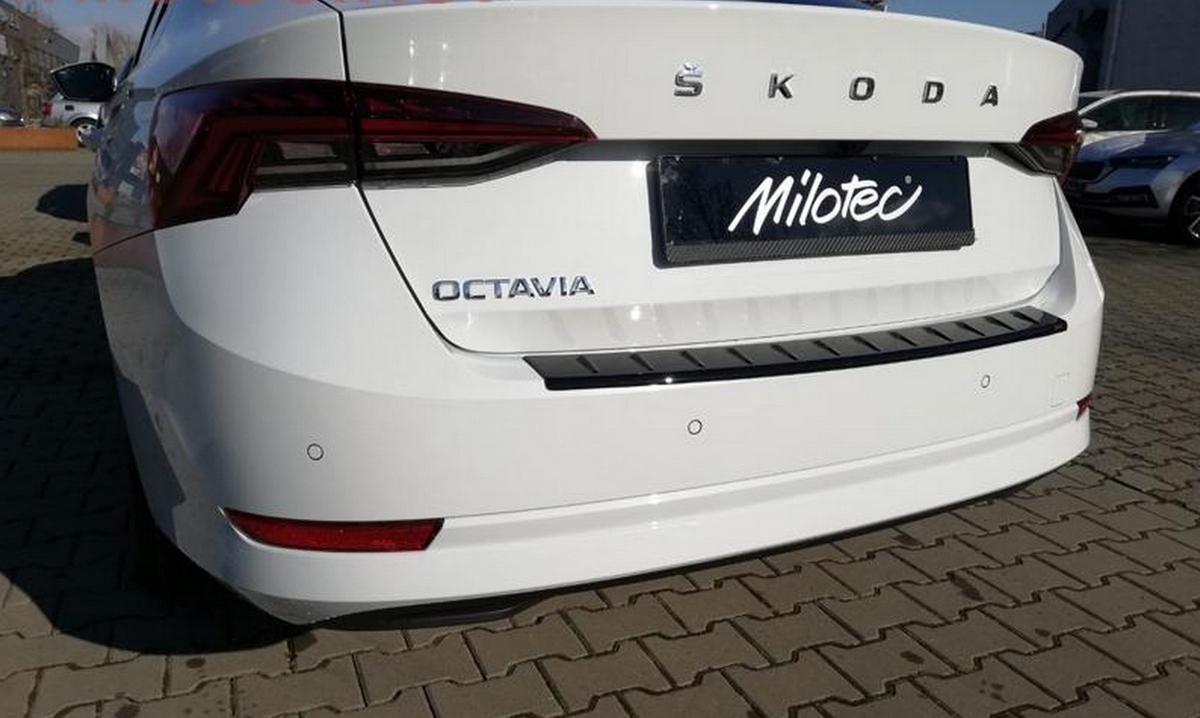 Kryt prahu pátých dveří, Škoda Octavia IV, 2020-, Sedan