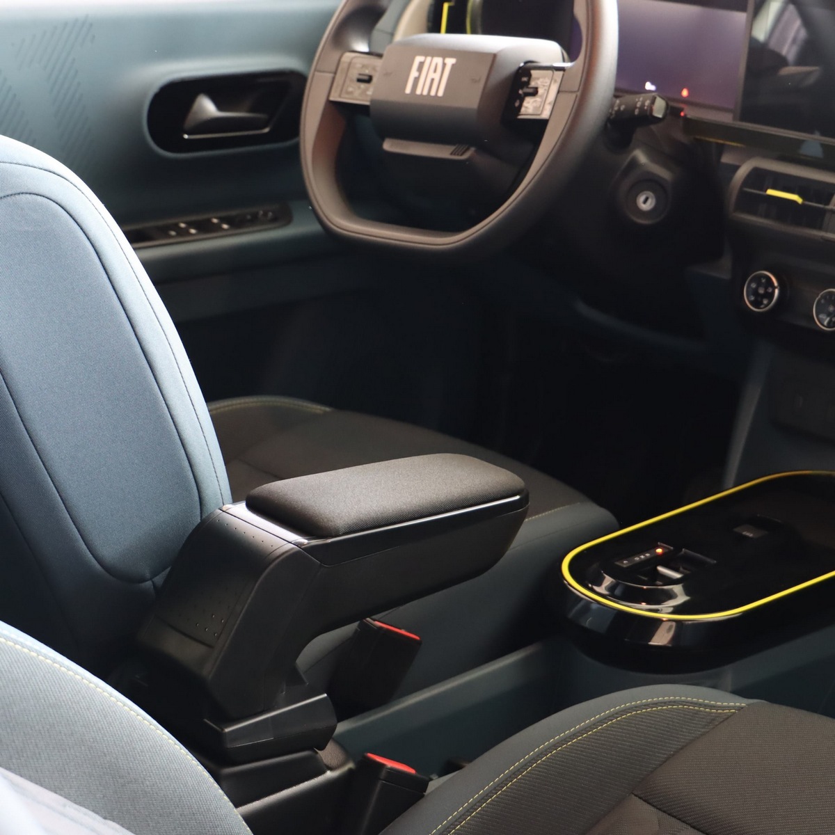 Loketní opěrka - područka Standard, Fiat Grande Panda, 2025- , Eletric, Hybrid, tkanina