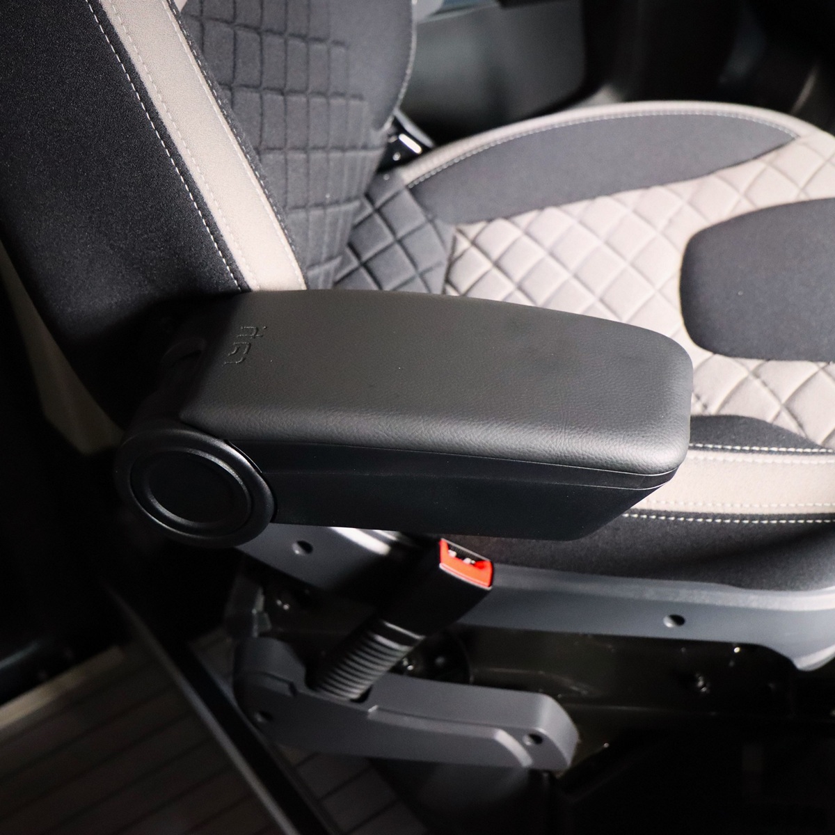 Originální loketní opěrka, Citroen Jumper, 2006- , Strana řidiče