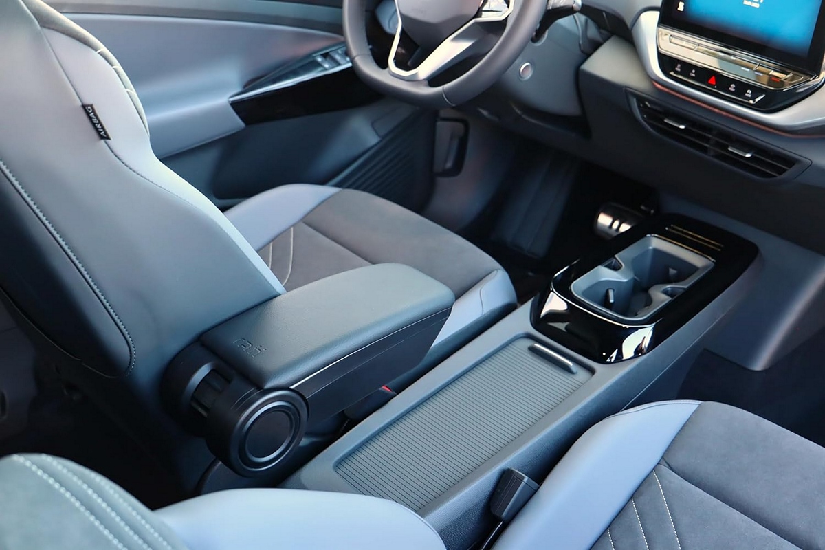 Originální loketní opěrka, VW ID.5, 2022- , Strana řidiče