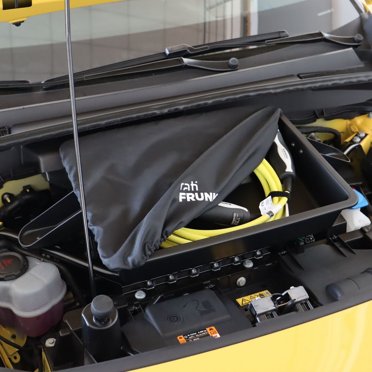Frunk - úložný prostor v předním kufru, Ford Capri EV, 2024- ,