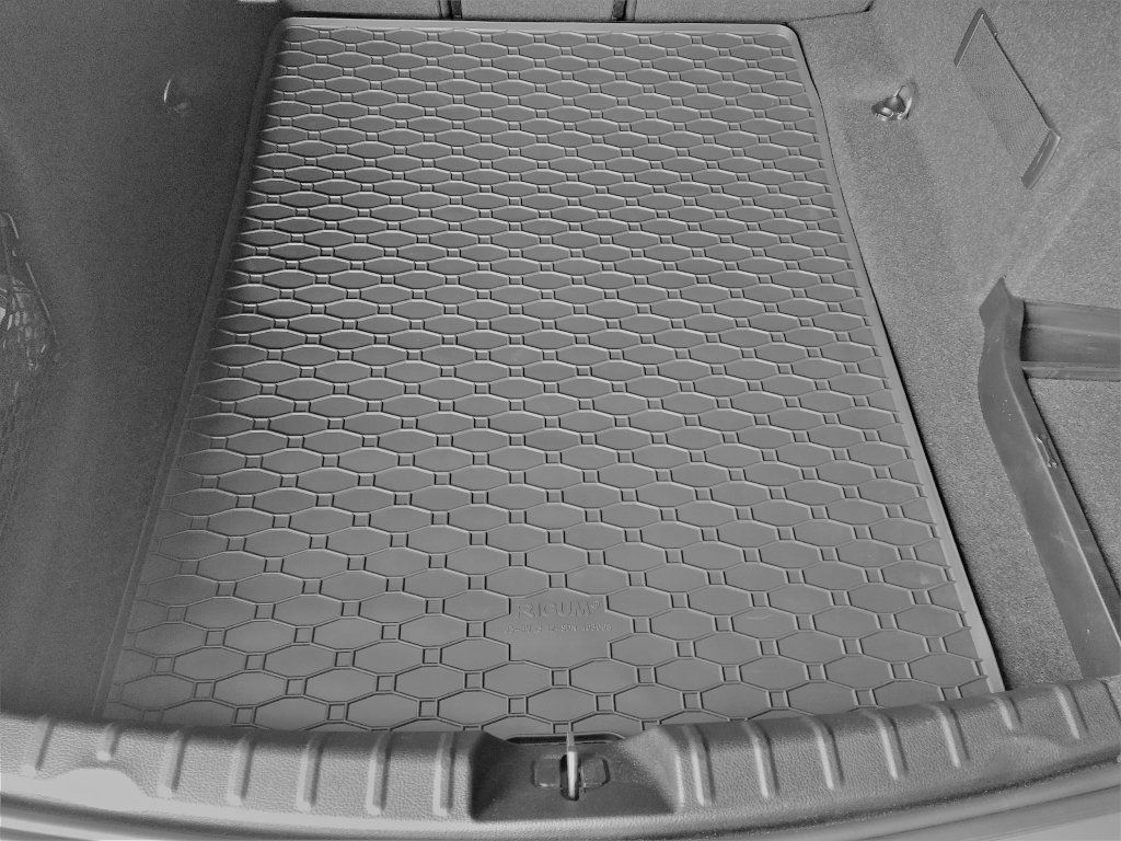 Gumová vana do kufru Rigum pro BMW 3, F30, 2012-2018, Sedan