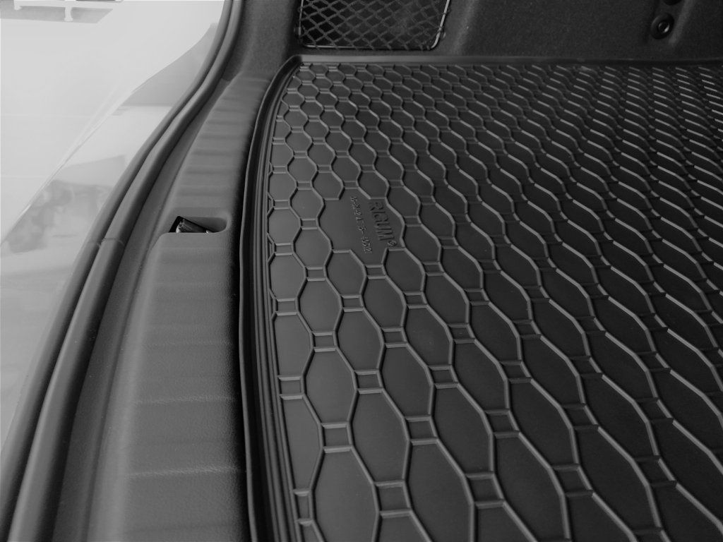 Gumová vana do kufru Rigum pro BMW 2, F45, 2014-2021, Active Tourer