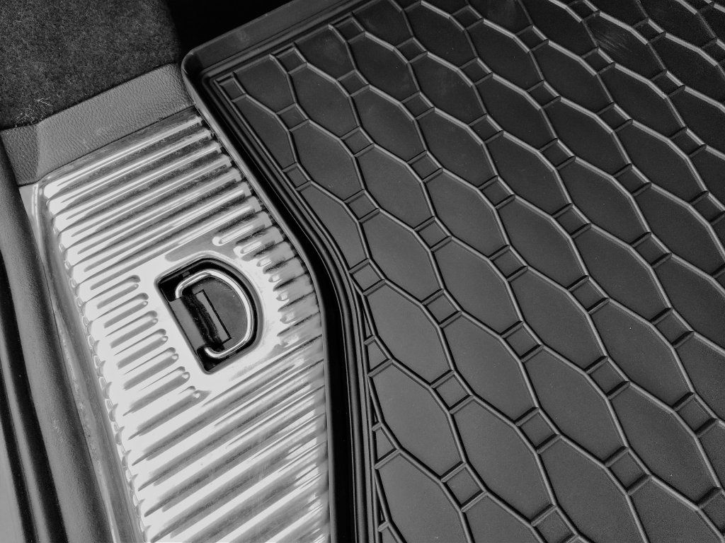 Gumová vana do kufru Rigum pro Ford Mondeo V, 2014-2022, Combi