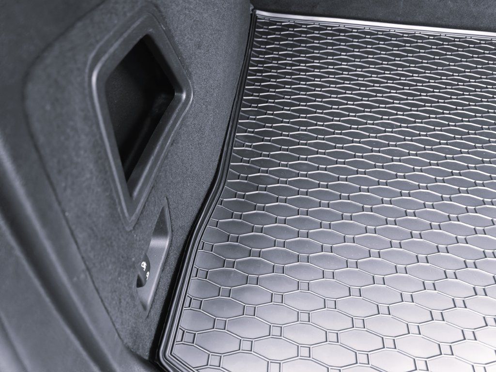 Gumová vana do kufru Rigum pro Ford Edge II, 2015-2021