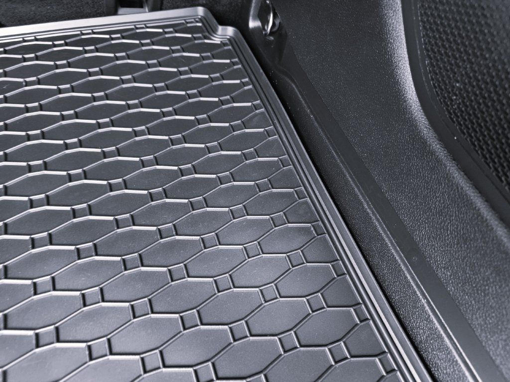 Gumová vana do kufru Rigum pro Jeep Grand Cherokee, WK2, 2010-2021