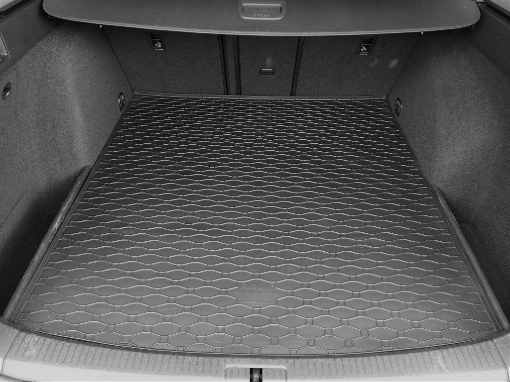 Gumová vana do kufru Rigum pro VW Golf VII, 2012-2019, Variant, horní dno