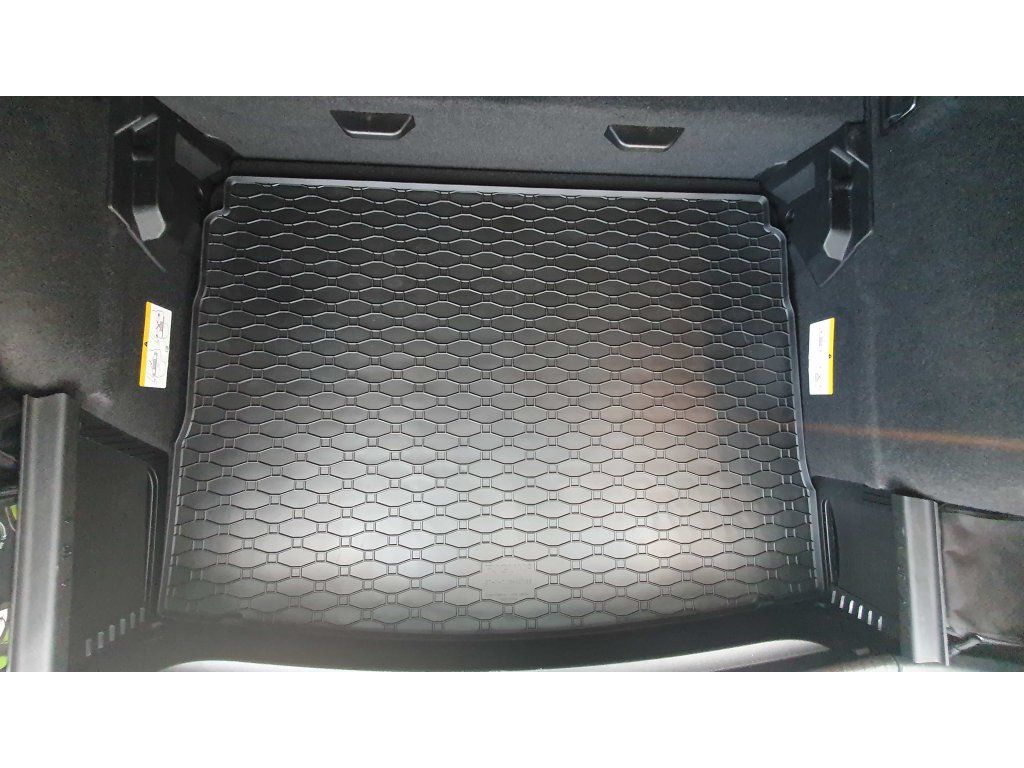 Gumová vana do kufru Rigum pro VW Tiguan II, 2015-2024, dolní dno