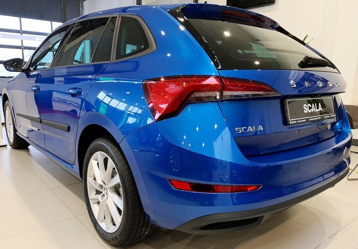 Ochranné boční lišty na dveře, Škoda Scala, 2019-