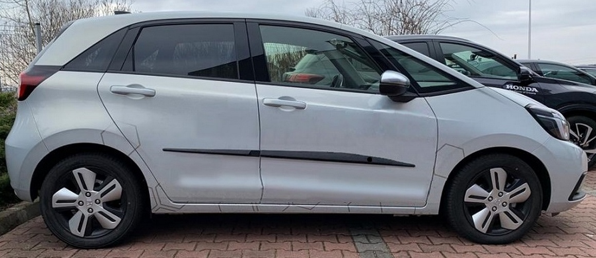 Ochranné boční lišty na dveře, Honda Jazz IV, 2020-