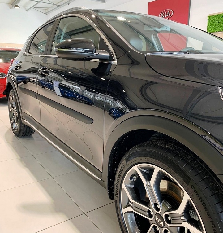 Ochranné boční lišty na dveře, Kia XCeed, 2019-