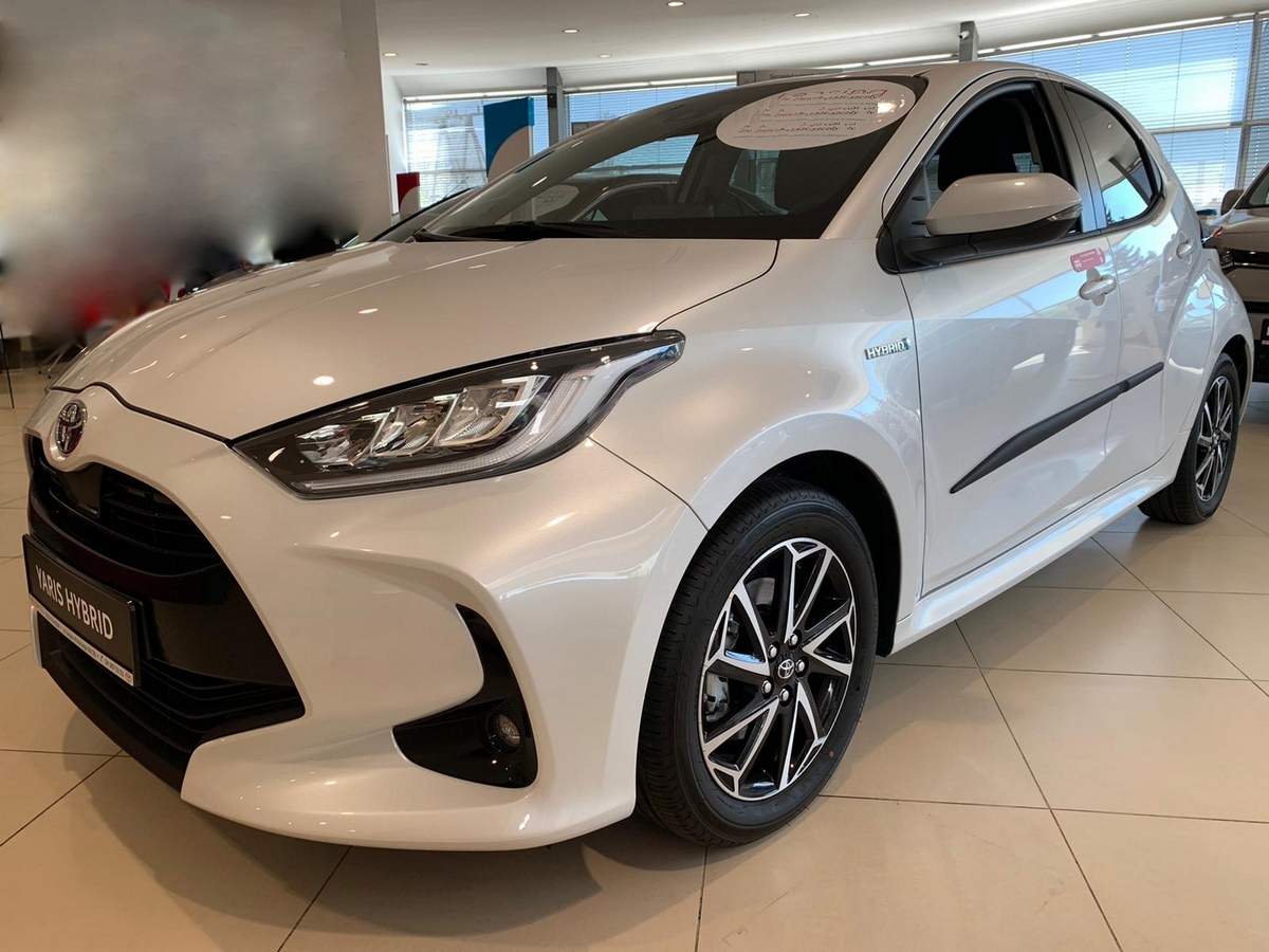 Ochranné boční lišty na dveře, Toyota Yaris IV, 2020- , 5d.