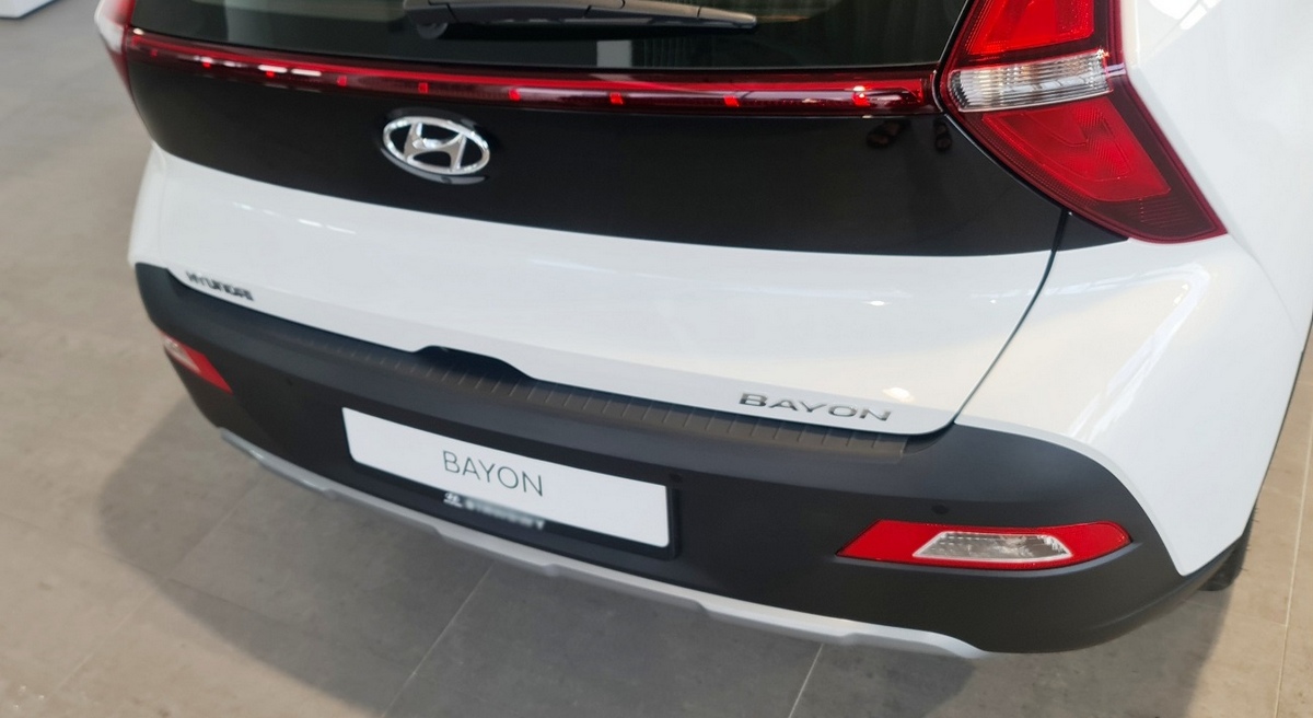 Kryt prahu pátých dveří, Hyundai Bayon, 2021-
