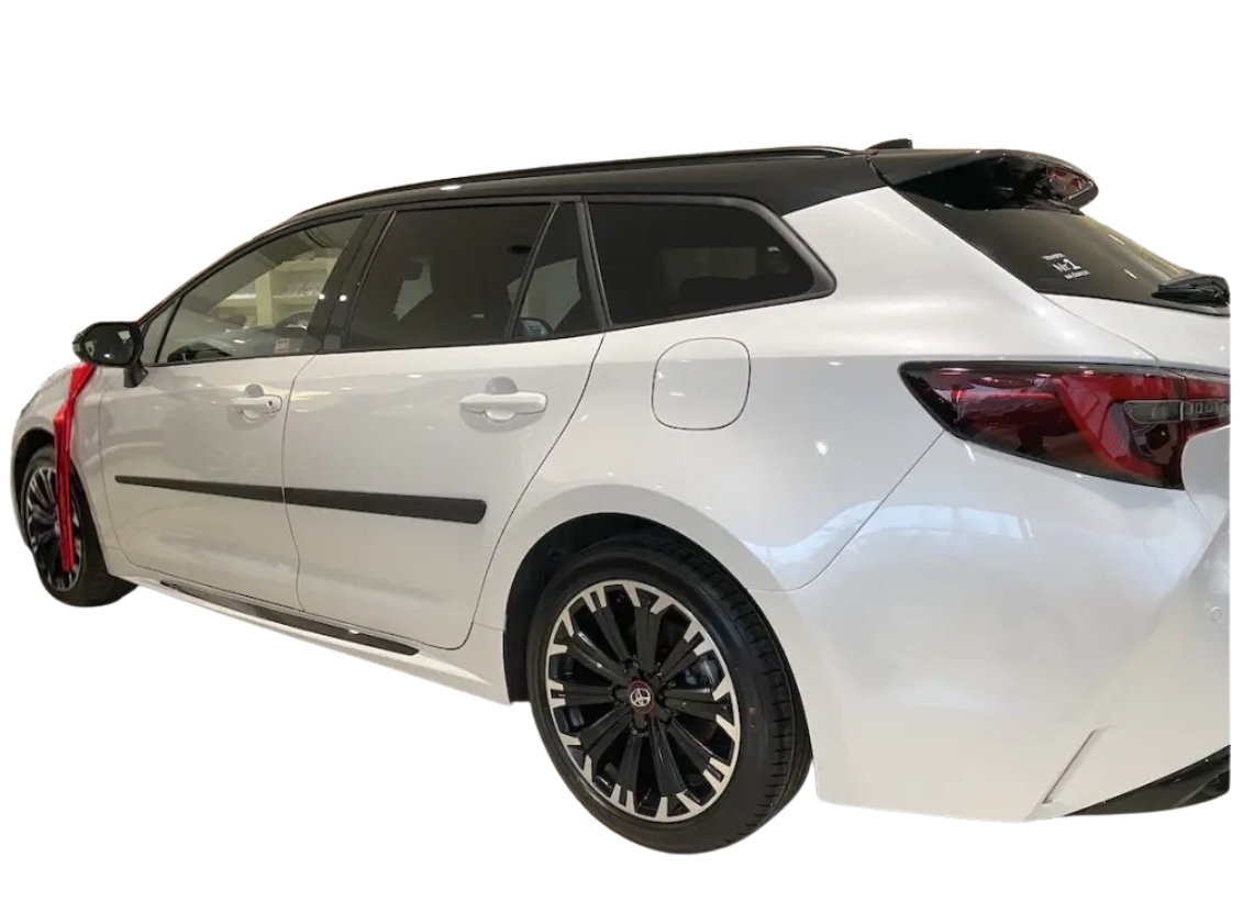 Ochranné boční lišty na dveře, Toyota Corolla XII, 2023- , Combi, Facelift