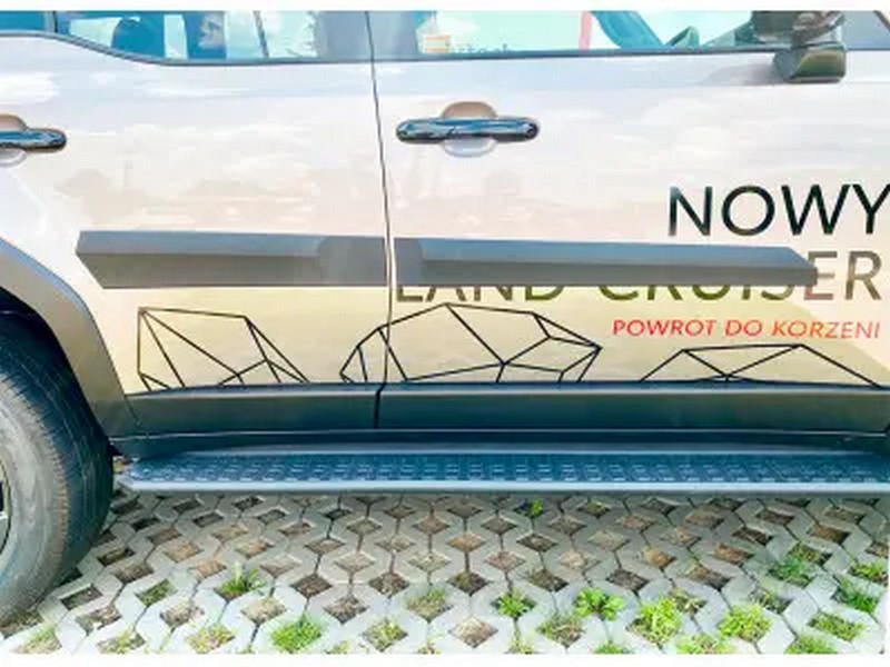 Ochranné boční lišty na dveře, Toyota Land Cruiser, J250, 2024- ,